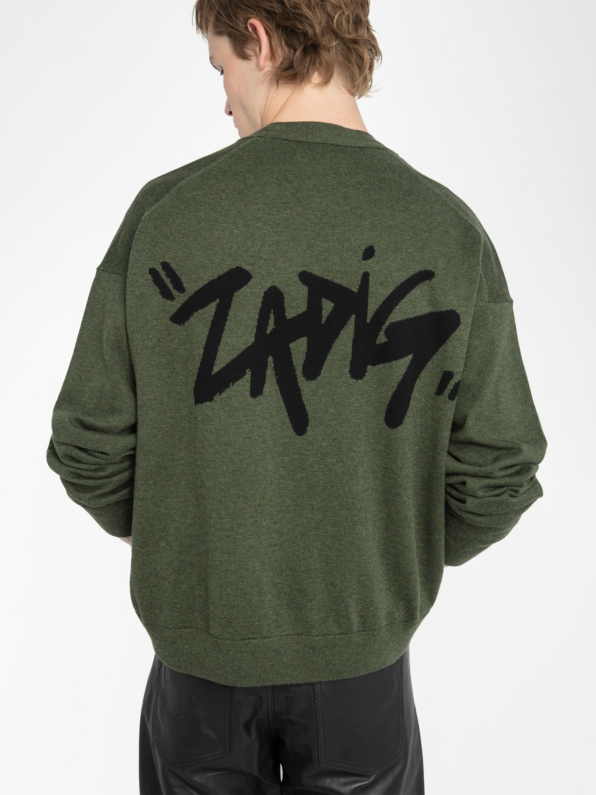 Mirko Cardigan - Long-sleeved buttoned cardigan, customised tag on the back.